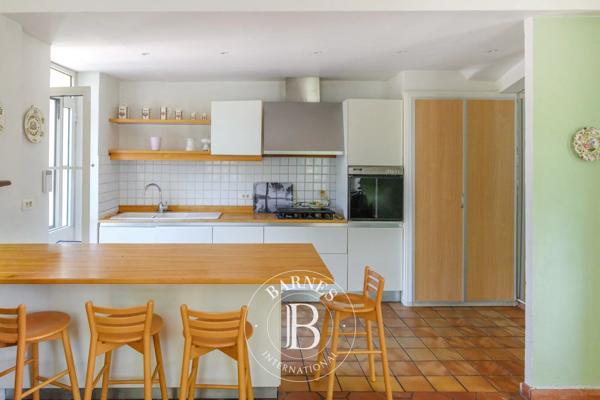 La Garde, Bastide 5 Chambres -  262 m² à vendre