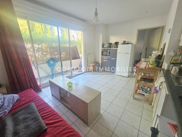 Appartement
                                                                                                                                                                                                                                                                                                                        2 pièce(s)                                                                                                                                                                                                          1 chambre(s)                                                                                                                                                                                                          31  m²
