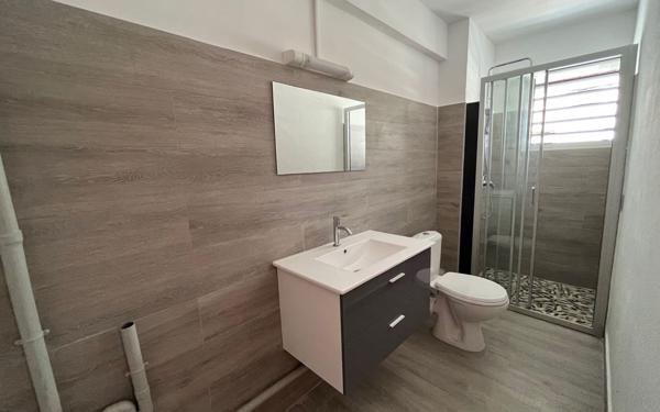 Appartement à louer    3 pièces • 67,17 m2 Fort-de-France