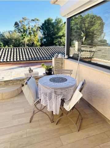 Charmante Maison dans le Domaine Prestigieux des Hauts de Vaugrenier.