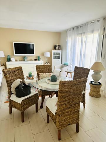 Charmante Maison dans le Domaine Prestigieux des Hauts de Vaugrenier.