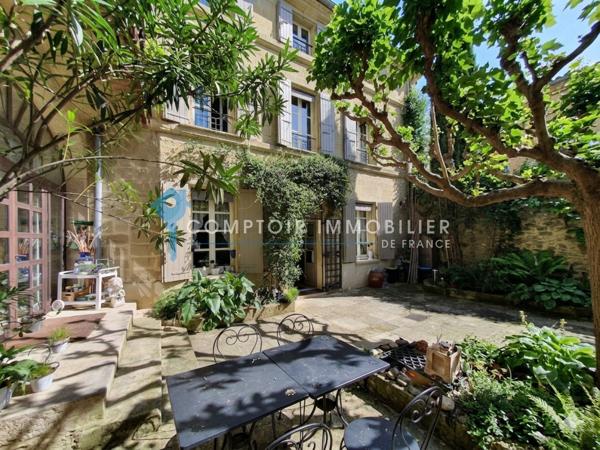 Maison
                                                                                                                                                                                                                                                                                                                        8 pièce(s)                                                                                                                                                                                                          6 chambre(s)                                                                                                                                                                                                          230  m²