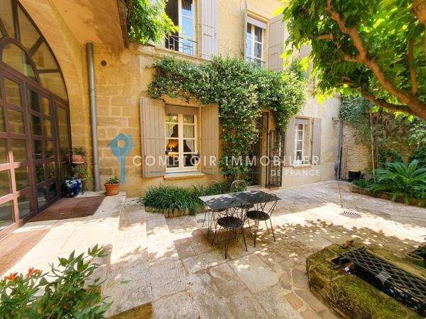 Maison
                                                                                                                                                                                                                                                                                                                        8 pièce(s)                                                                                                                                                                                                          6 chambre(s)                                                                                                                                                                                                          230  m²