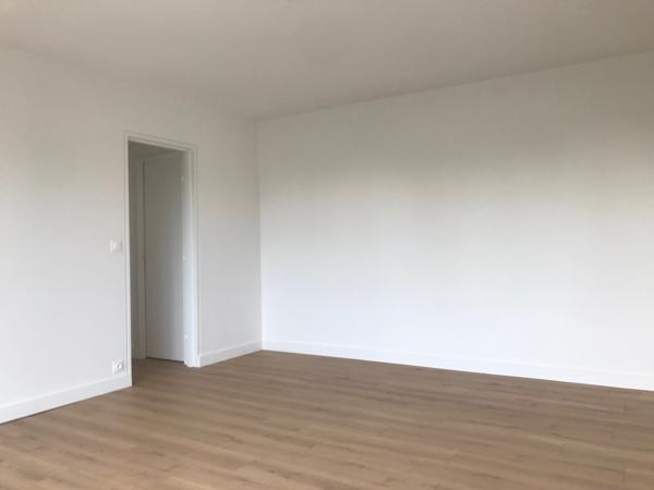 A LOUER appartement de 2 pièces EVRY-COURCOURONNES