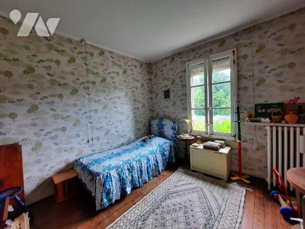 BOURG-ET-COMIN : BELLE DEMEURE A RENOVER AVEC ETANG

Vous recherchez une maison avec plus de ...