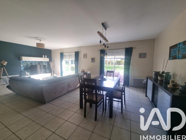 Maison à vendre 6 pièces 117 m² Aigondigné