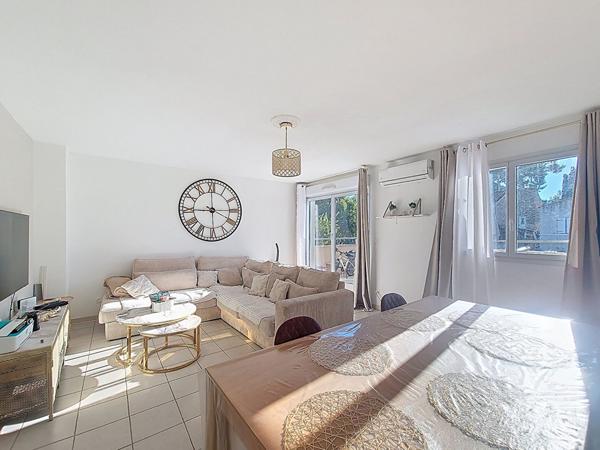 INVESTISSEMENT LOCATIF Appt duplex - T4 - 3 chambres - 84 m² - Résidence avec piscine - Plan-de-Cuques (13380)