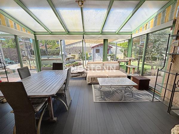 Exclusivité - Maison au Puy Sainte Reparade dans un quartier calme proche de toutes les commodités .