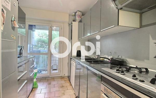 Appartement à vendre    5 pièces • 93 m2 Marseille 10