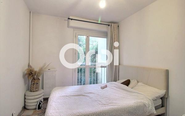 Appartement à vendre    5 pièces • 93 m2 Marseille 10