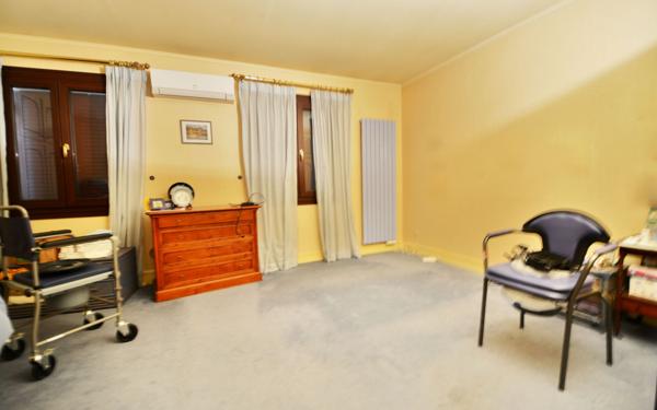 Maison à vendre    5 pièces •  Isles-lès-Villenoy