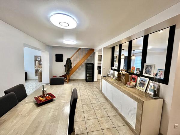 Maison à Calais de 127 m2 secteur Virval, 4 chambres, jardin, garage