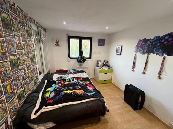 Maison à Calais de 127 m2 secteur Virval, 4 chambres, jardin, garage