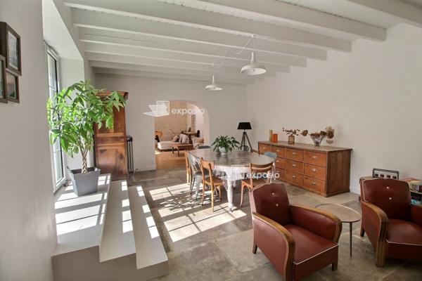 Maison 221 m2 + studio 17 m2 St Gelais