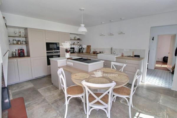 Maison 221 m2 + studio 17 m2 St Gelais