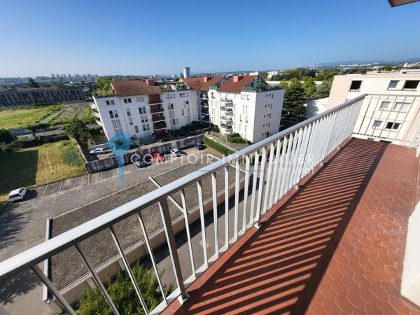 Appartement
                                                                                                                                                                                                                                                                                                                        3 pièce(s)                                                                                                                                                                                                          1 chambre(s)                                                                                                                                                                                                          62  m²