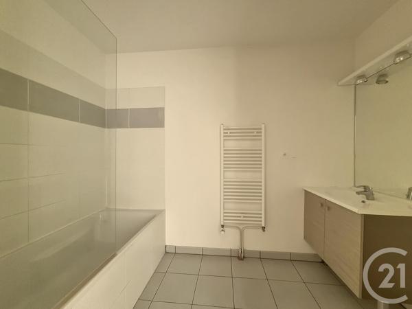 Appartement F3 à vendre  3 pièces - 66 m2 OLIVET - 45