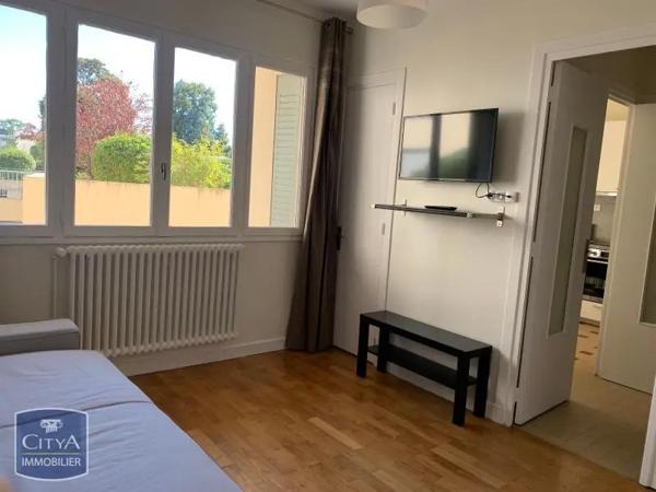 Appartement à louer 1 pièce 30.09m²