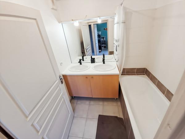 Appartement Salon De Provence 4 pièce(s) 72.32 m2