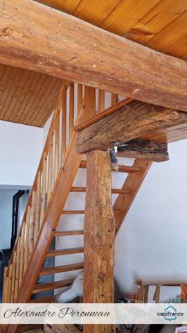 Charmante maison en pierre 170 m², 4 chambres FERRIERES (17) Garage et Piscine