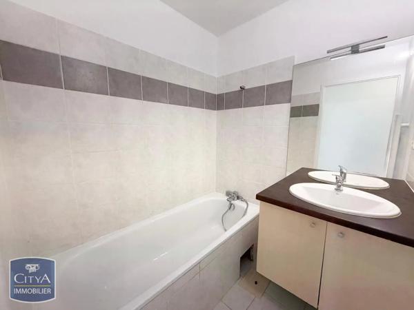 Appartement à louer 2 pièces 46.77m² Nailloux (31560)