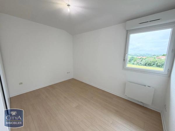 Appartement à louer 2 pièces 46.77m² Nailloux (31560)