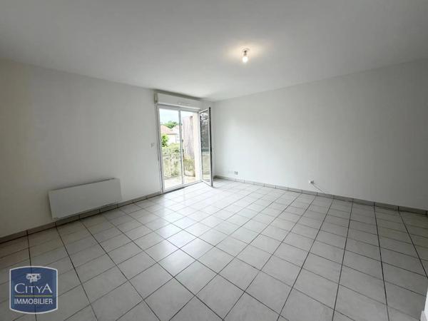 Appartement à louer 2 pièces 46.77m² Nailloux (31560)