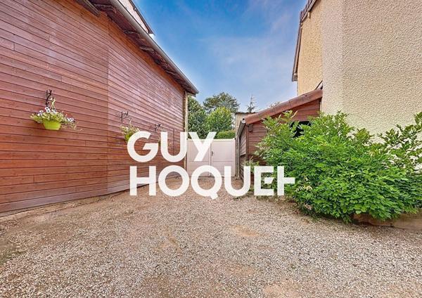 Jolie Maison de village au Coeur du Mâconnais - 71960 PIERRECLOS