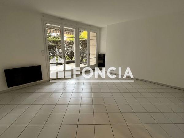 Location Appartement 2 pièces 43.27 m² - 3 AVENUE JOFFRE Saint Maur Des Fosses 94100