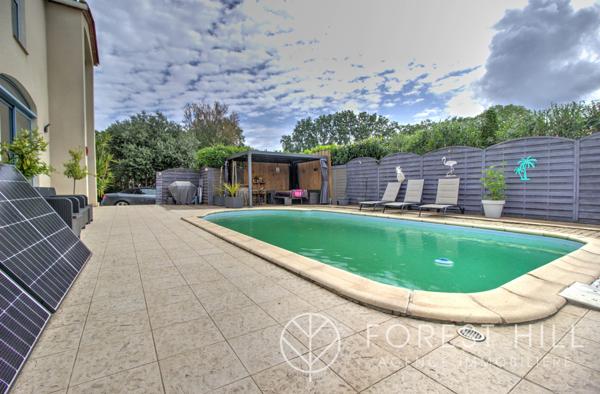 Saint-Jean-Pla-de-Corts (66490) Belle maison 4 faces avec piscine