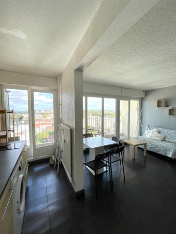 METZ DEVANT LES PONTS - F1 meublé - 31.34M²