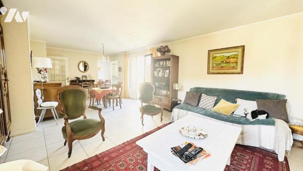 À VENDRE – MAISON PLAIN-PIED DE 146 M² À SERVON – POTENTIEL D’AGRANDISSEMENT