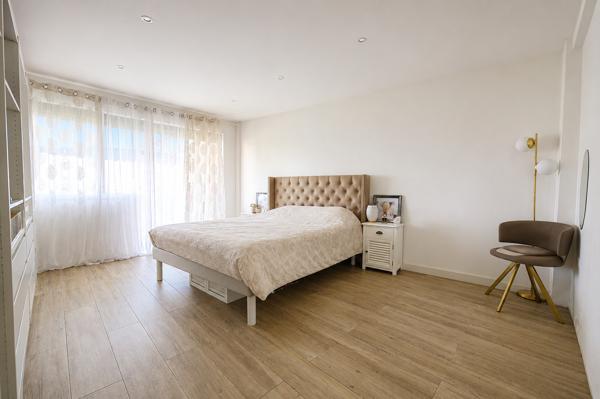 Appartement Grasse 3 pièce(s) 76m2 Totalement refait et proche commodités.