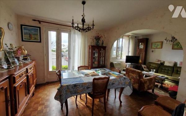 CARHAIX - MAISON 5 PIECES