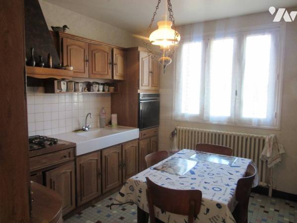 CARHAIX - MAISON 5 PIECES