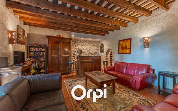 Maison à vendre    5 pièces •  Saint-Just-d'Ardèche