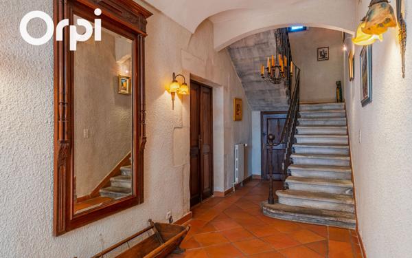 Maison à vendre    5 pièces •  Saint-Just-d'Ardèche