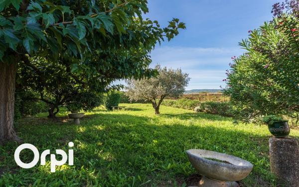 Maison à vendre    5 pièces •  Saint-Just-d'Ardèche