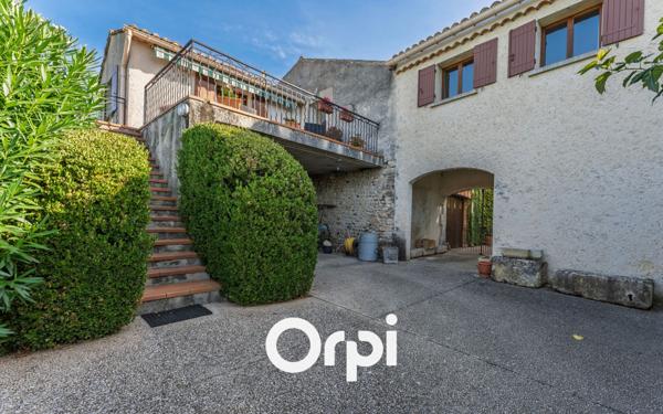 Maison à vendre    5 pièces •  Saint-Just-d'Ardèche