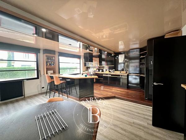 Chalon-sur-Saône, Maison de village 6 Chambres -  210 m² à vendre