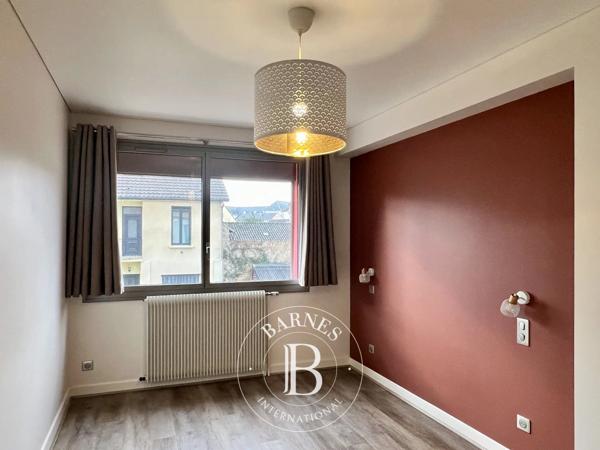 Chalon-sur-Saône, Maison de village 6 Chambres -  210 m² à vendre