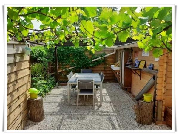 Dpt (21), à vendre maison P8 à NOIDAN