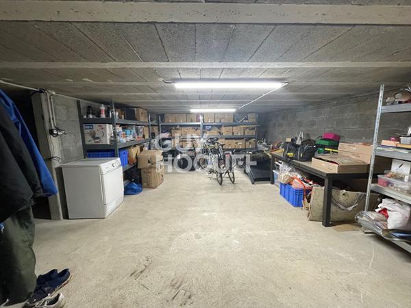 PLOUHA : A VENDRE MAISON TRADITIONNELLE PROCHE COMMERCES !