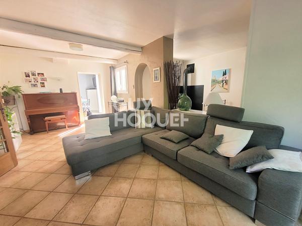 Maison spacieuse à vendre à MUS - 11 pièces et piscine !