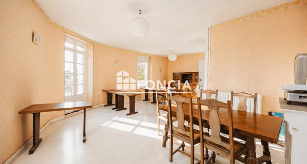 À vendre Maison 7 pièces 197 m² - Poligné 35320