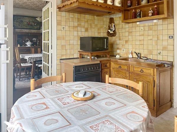 Maison 108 600 € Arnac-Pompadour 4 p 103 m² DPE F