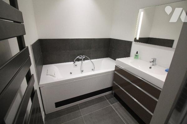 APPARTEMENT en RDC avec jardin privatif 3 Chbres 91 m² 5 mn à pied de la mer