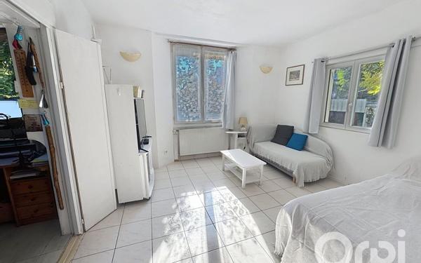 Maison à vendre    4 pièces •  Clamart