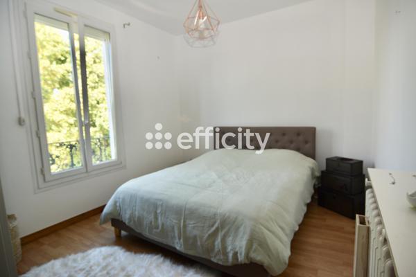 Maison
         4 pièces
        - 78 m² 321 000 € *