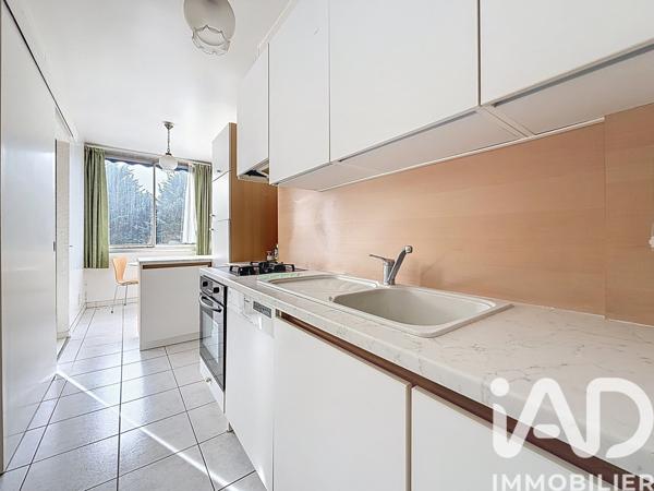 Appartement à vendre 4 pièces 77 m² Boussy-Saint-Antoine